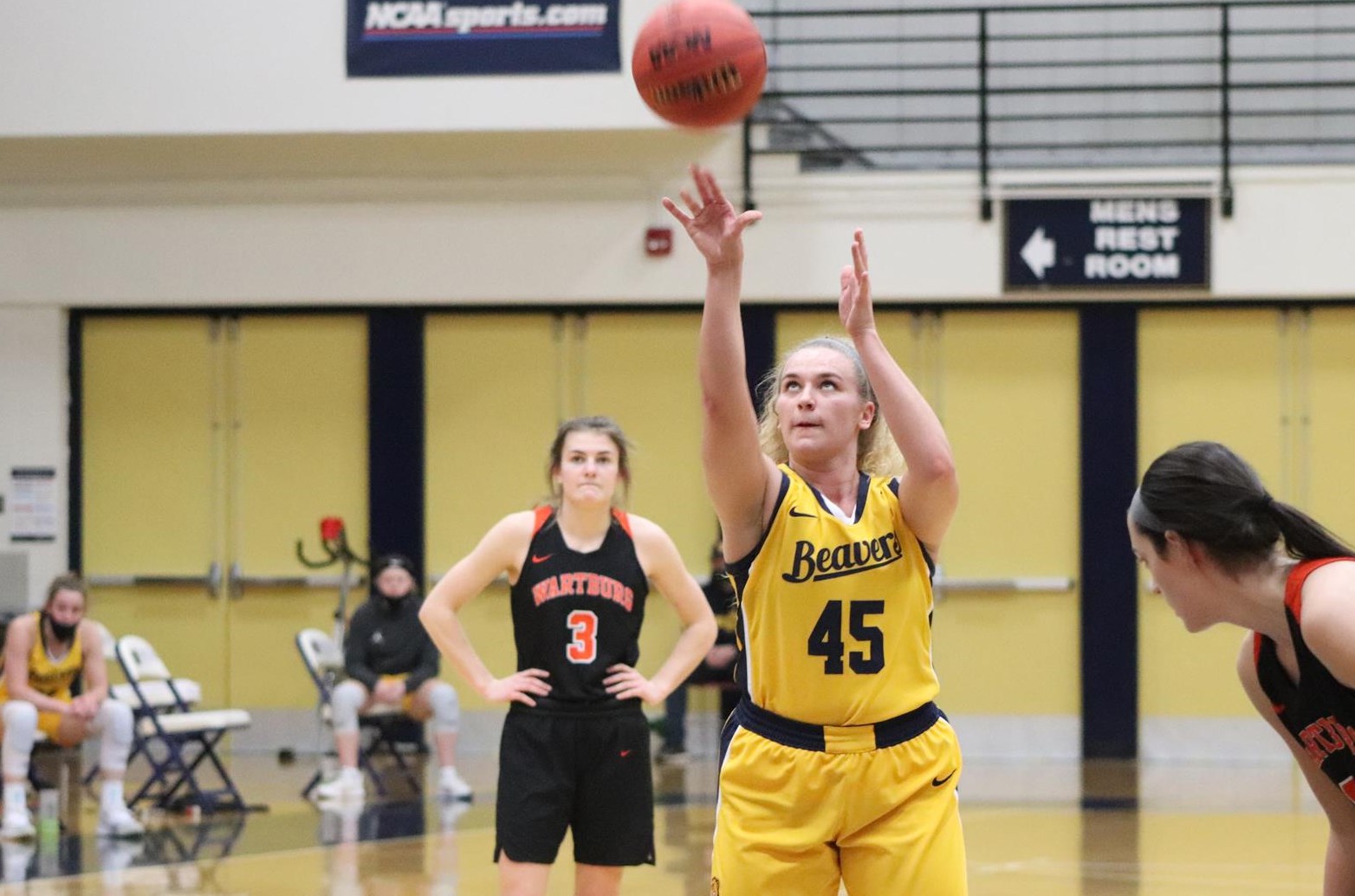Slow Start Dooms Women's Basketball in 9455 Loss to Colorado College