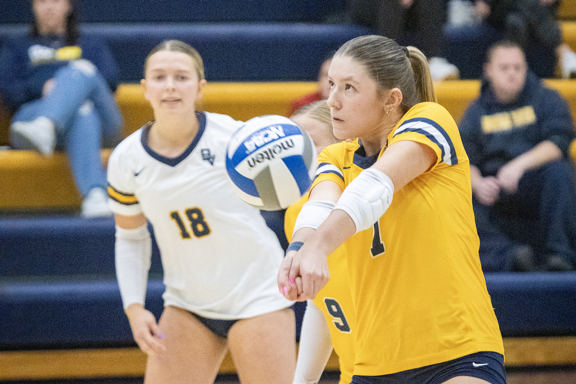 Merced Ramirez and Mallory Ignaszewski, BVU volleyball vs. Central College