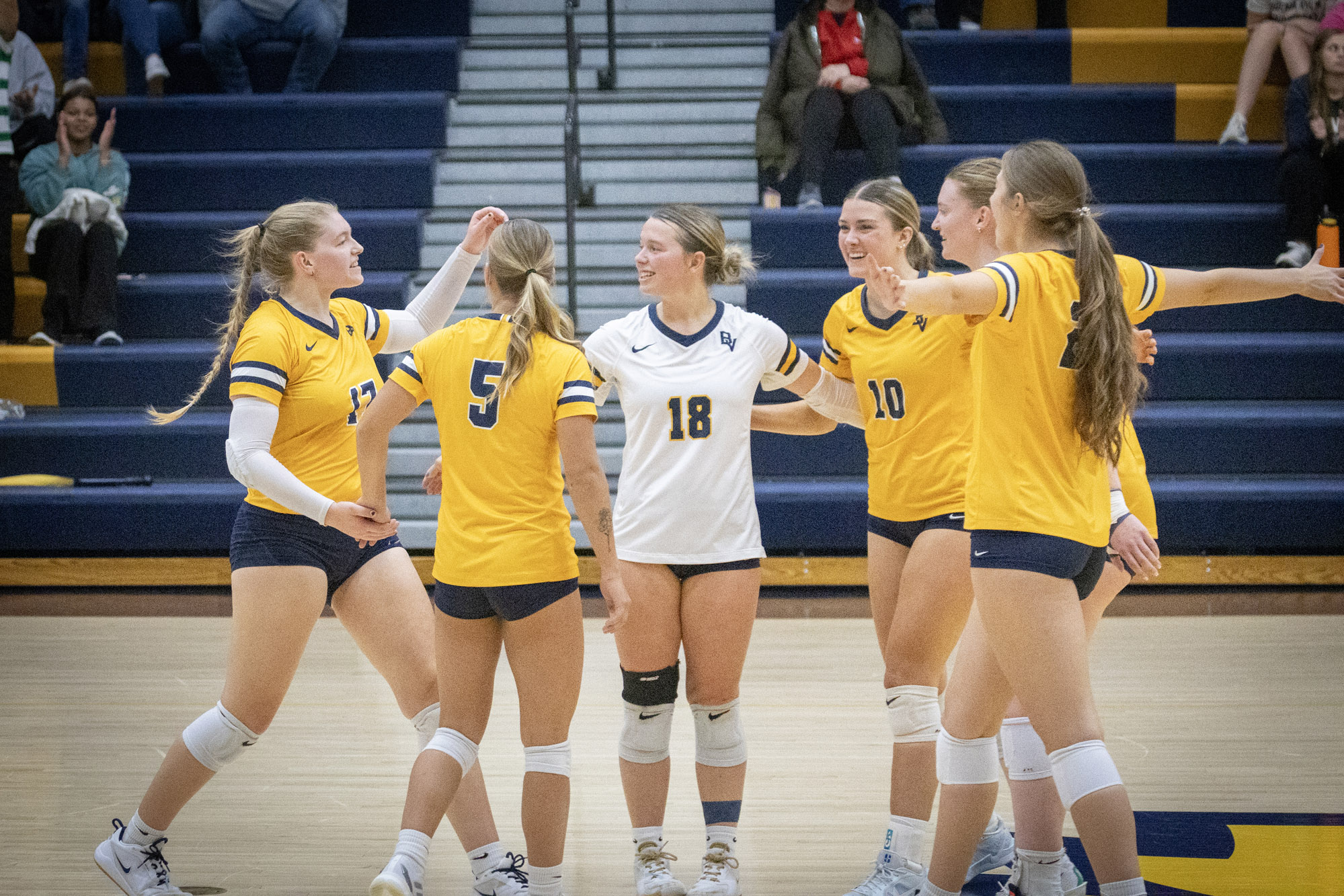 BVU volleyball vs. Central College