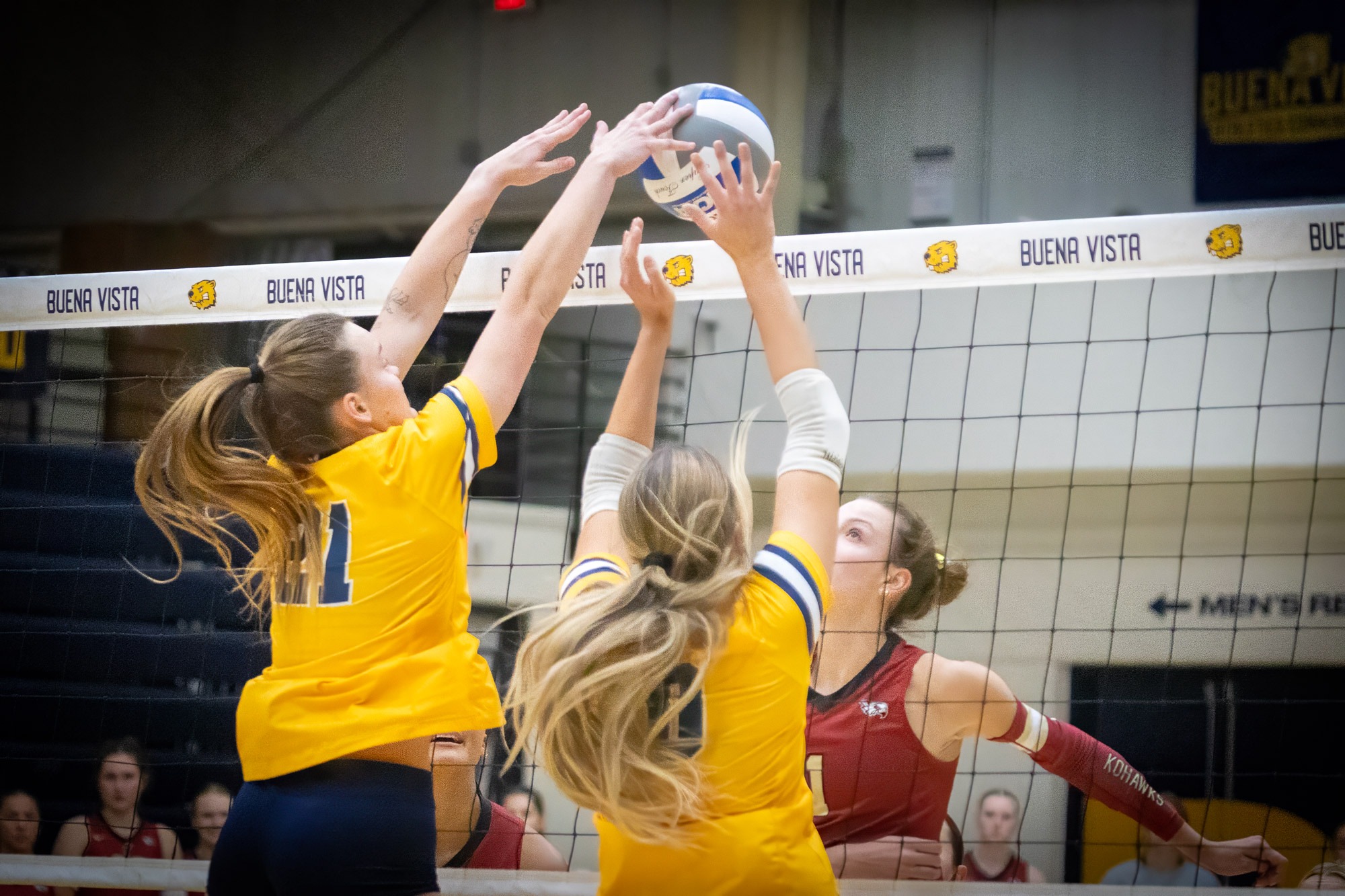 Hope Vanderlinden and Reese Nieuwenhuis, BVU volleyball vs. Coe College