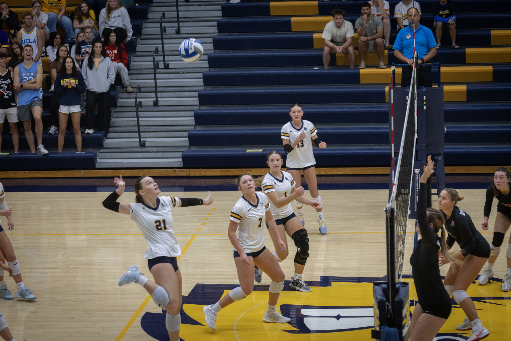 Hope Vanderlinden, BVU volleyball vs. Grinnell