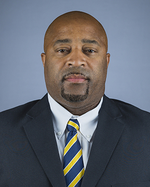 2016 Fred Tate Coat And Tie Head Shot