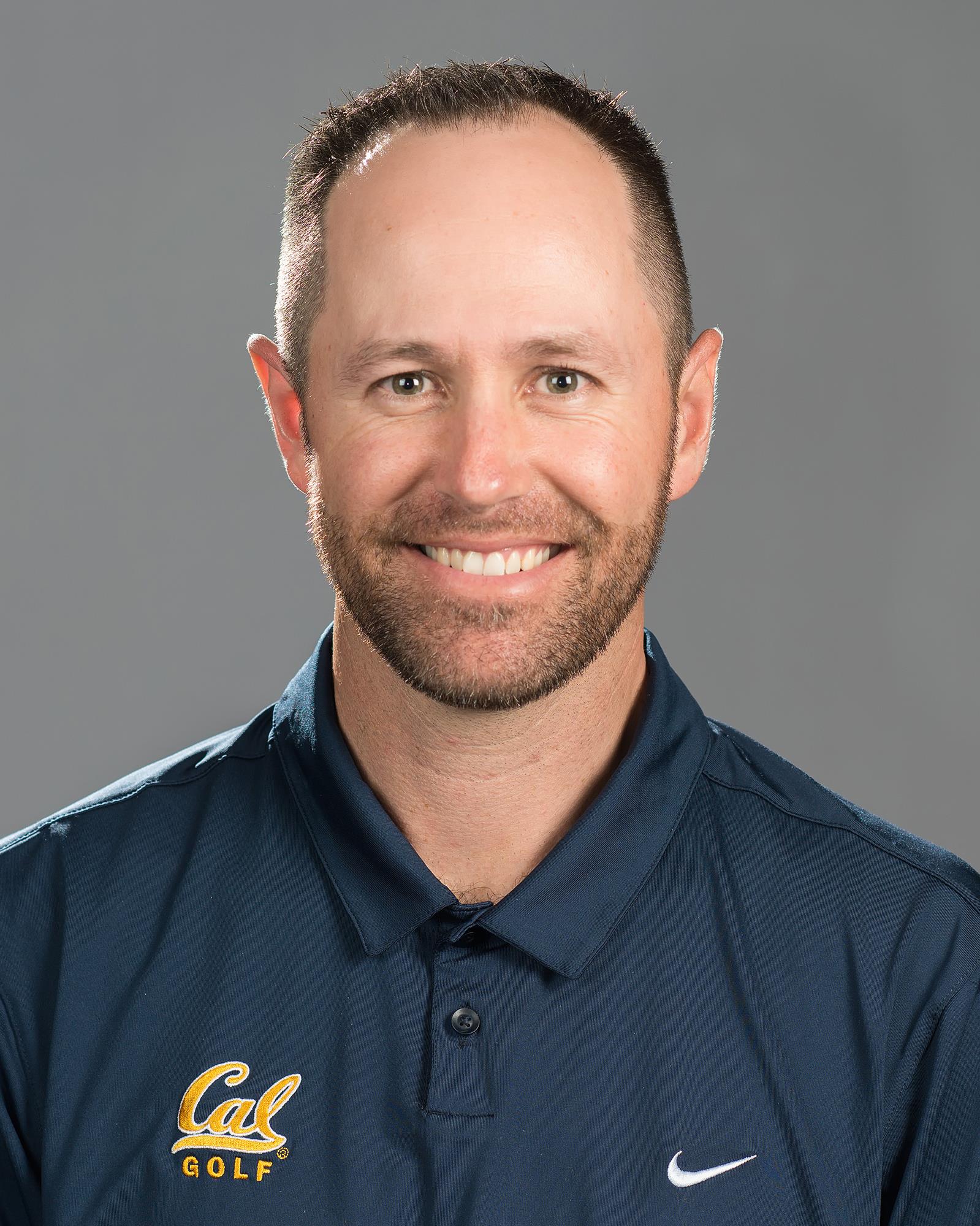 2016-17 Gene Bakkum Head Shot