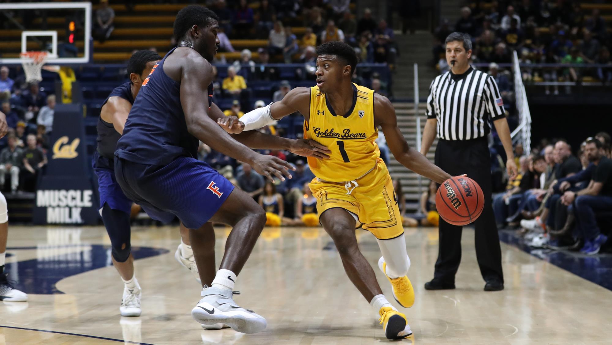 Darius McNeill vs. Cal State Fullerton 2017-18