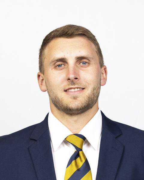 June 23, 2022; Berkeley, California, USA; FB- California Golden Bears Headshots at California Memorial Stadium. Austin Taylor (Photo credit: Al Sermeno/KLC fotos)