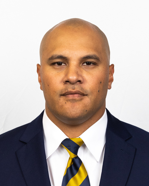 2022 Cal Football Vic So'oto Head Shot