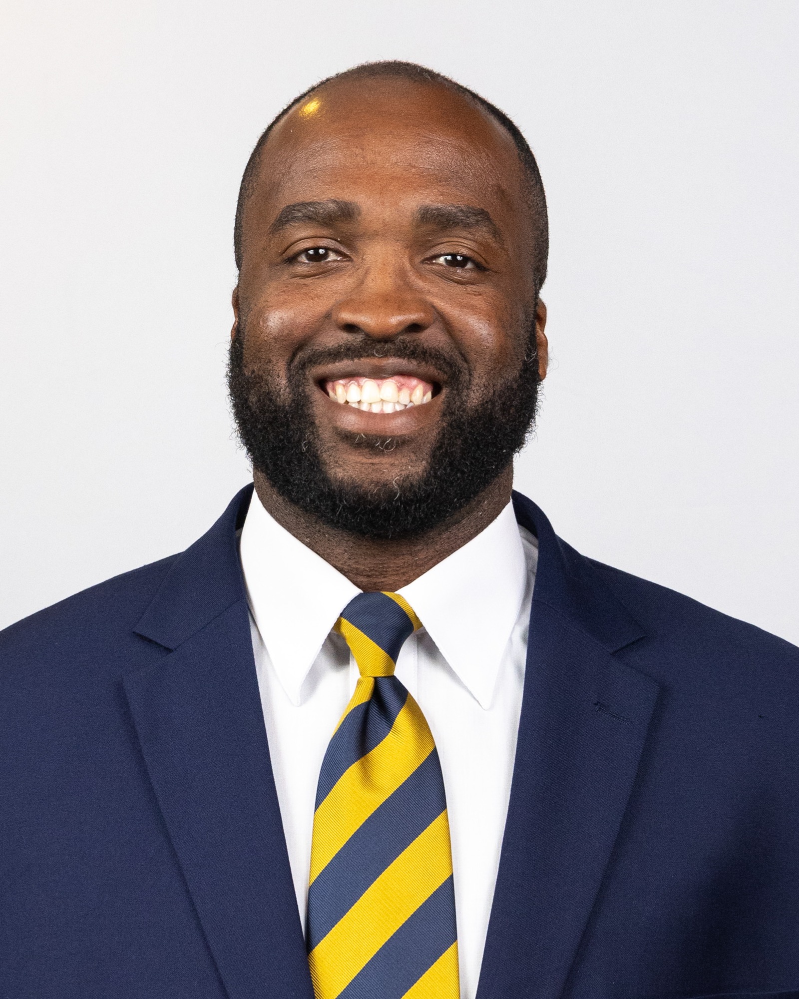 July 31, 2025; Berkeley, CA, USA; Cal Football Headshots at Memorial Stadium. Julian Griffin (Photo credit: Al Sermeno/KLC fotos)