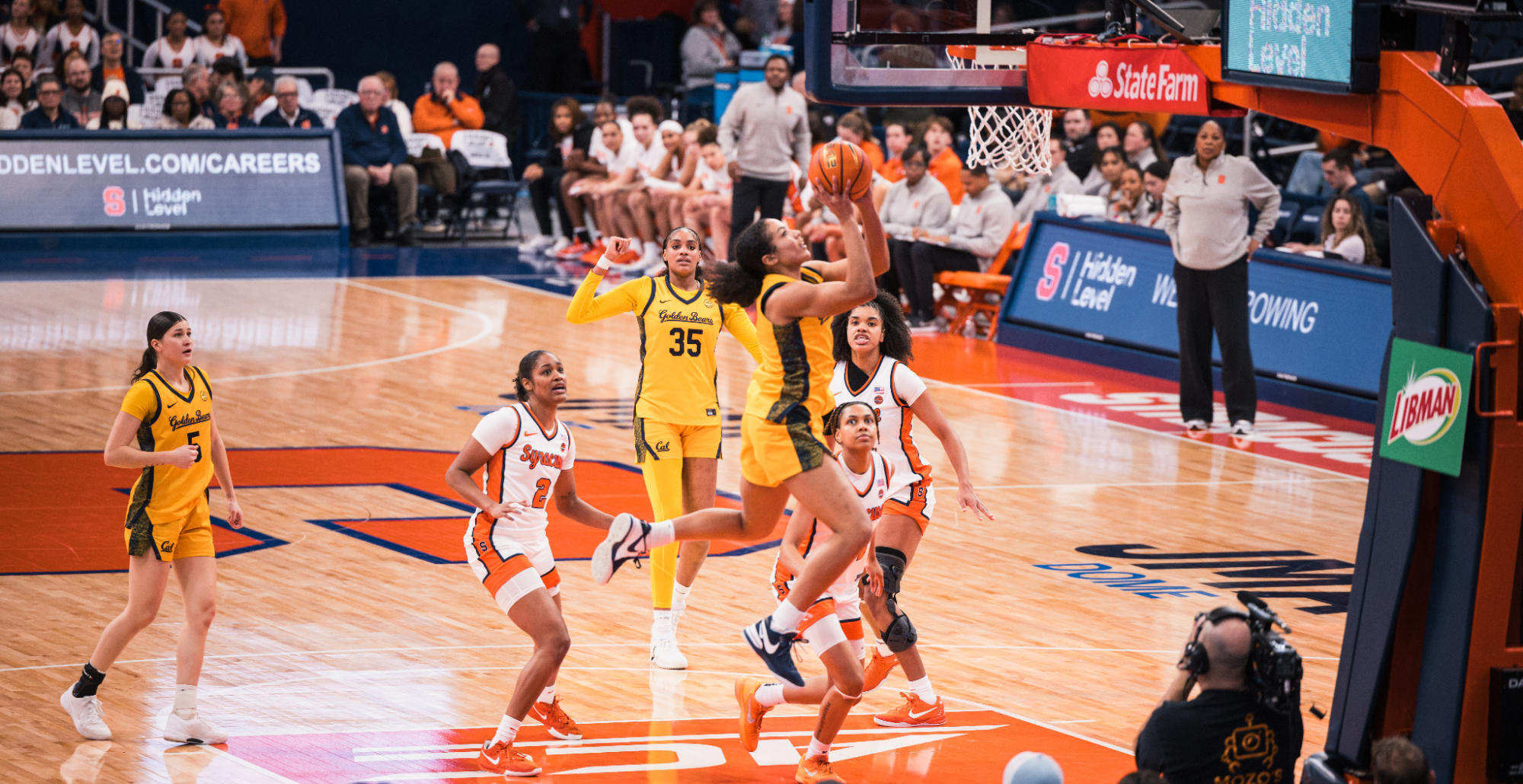 Cal WBB: Naya Ojukwu scores against Syracuse