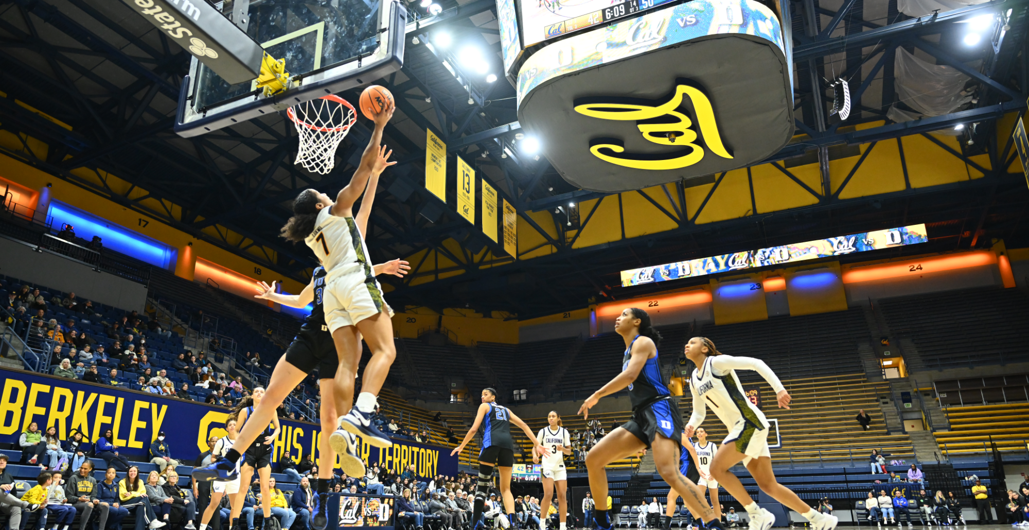 Cal WBB: Naya Ojukwu scoring against Duke 1.8.26