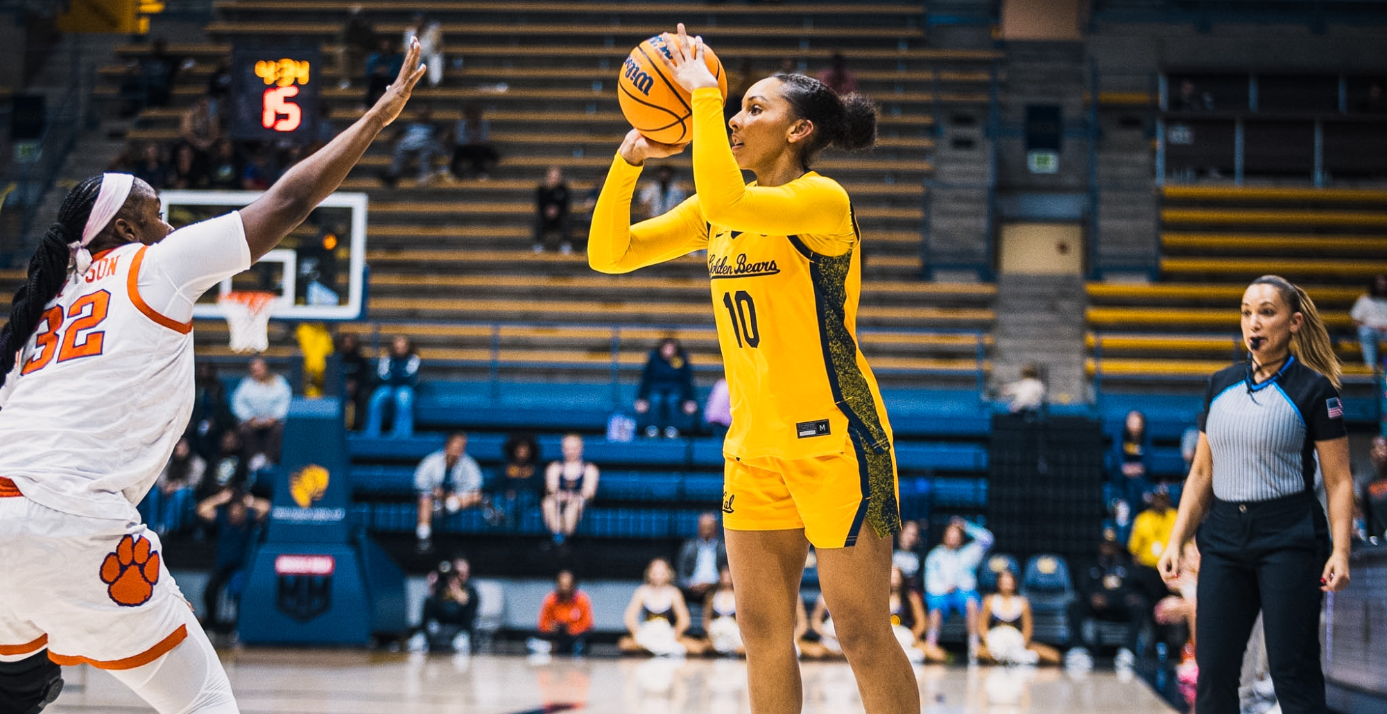 Cal WBB: Lulu Twidale shooting against Clemson 2.26.26