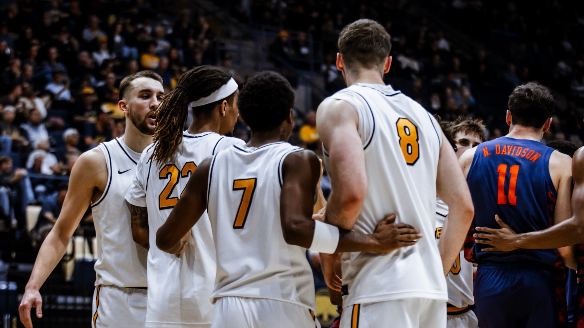 Cal players huddle up during a game vs. Clemson at Haas Pavilion