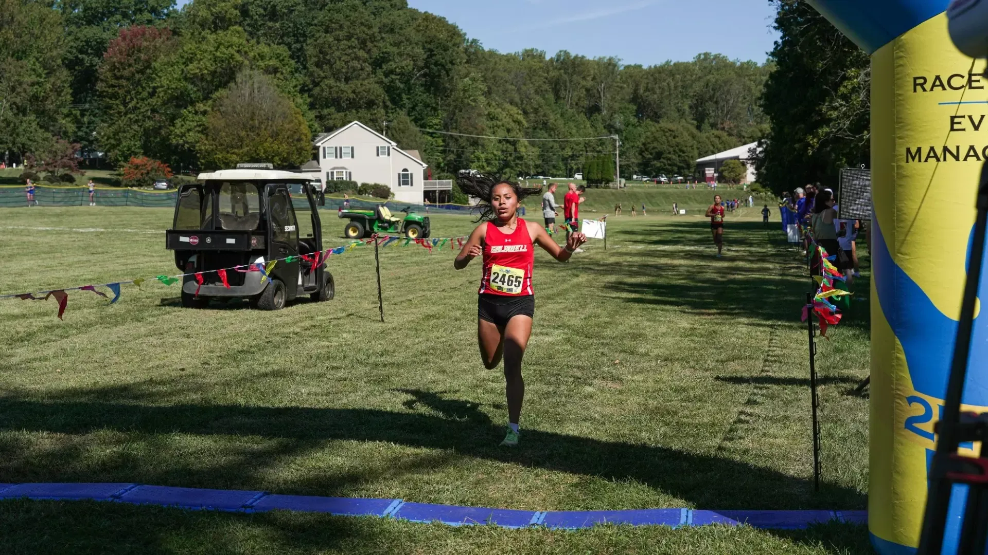 Castillo finish line