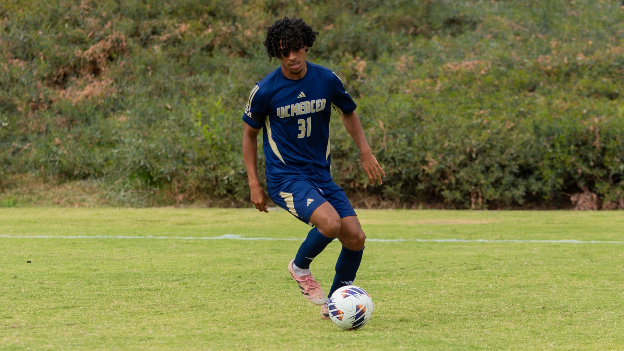 Jaycob Walker Possessing the Ball at Cal Poly Humboldt on October 15, 2026