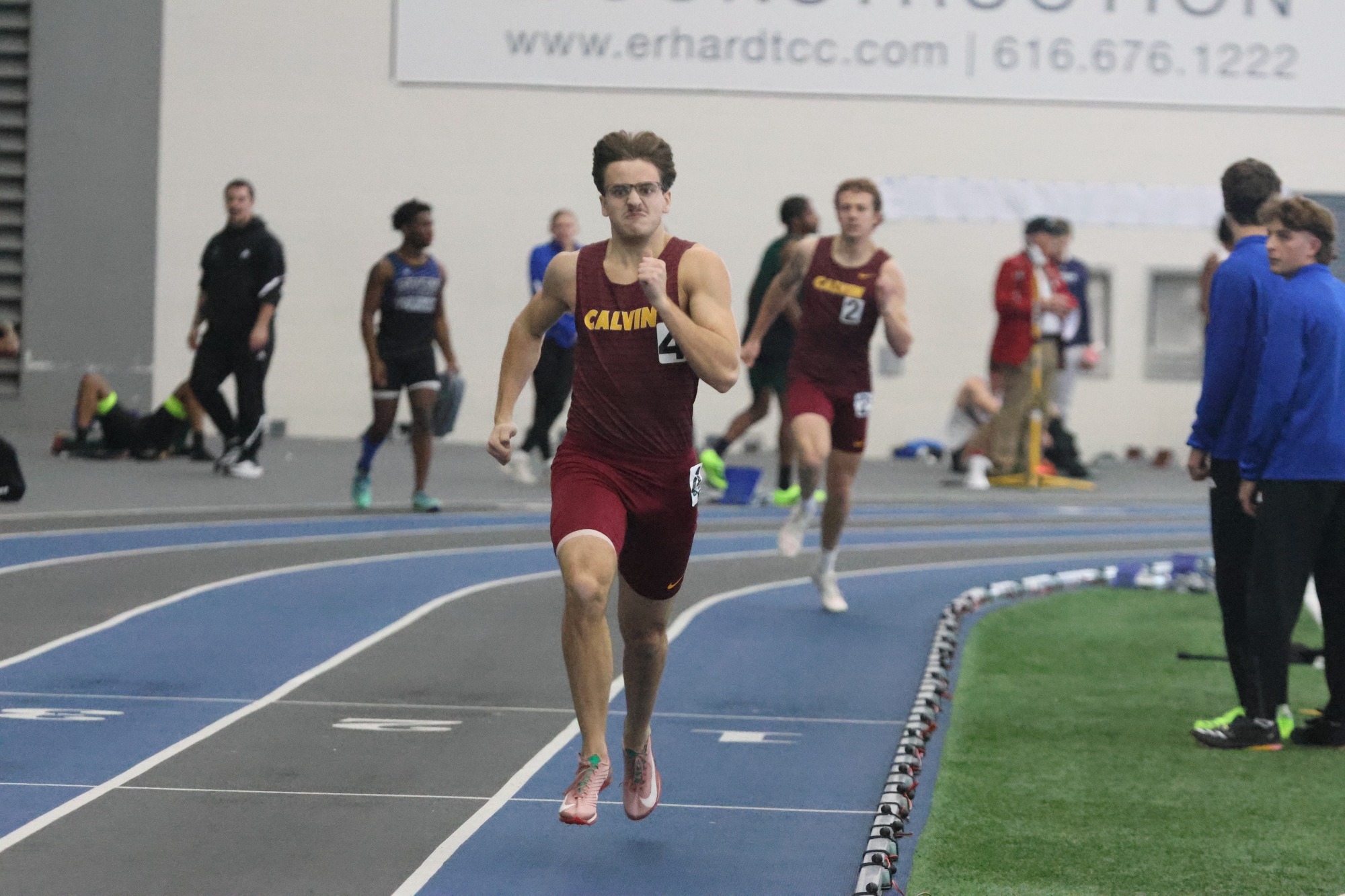 Bob Horton Powers Through 400 Meters at GVSU Holiday Open - 12-5-25