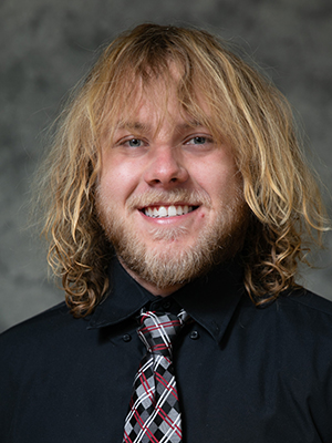 caleb lutz 22-23 headshot