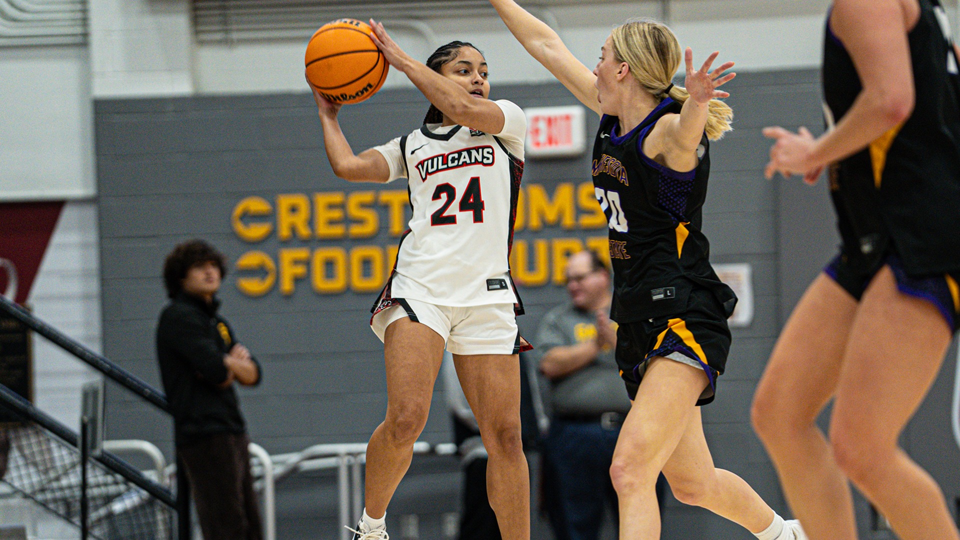 rodriguez with ball at 2025 tipoff