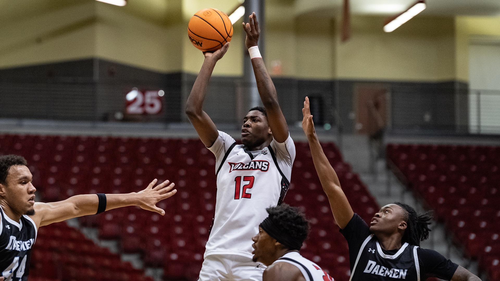 buchanan jumper vs daemen 2025