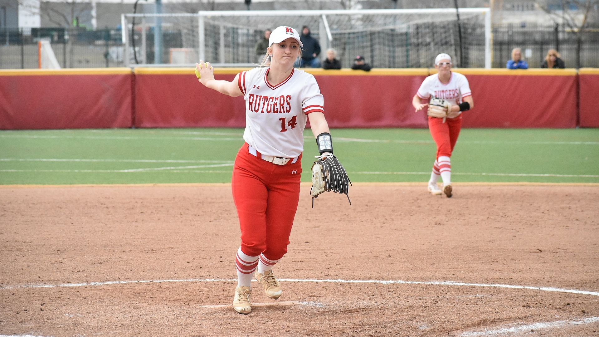 White #39 s one hitter helps Raptors earn softball split in Florida