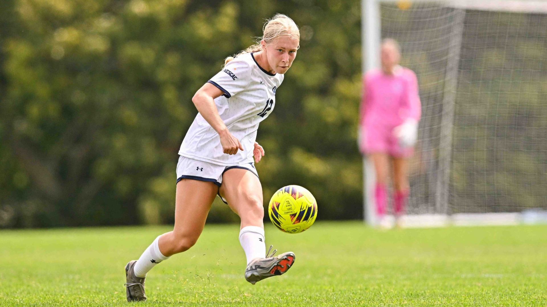 Lucy Hurlbut vs Amherst 