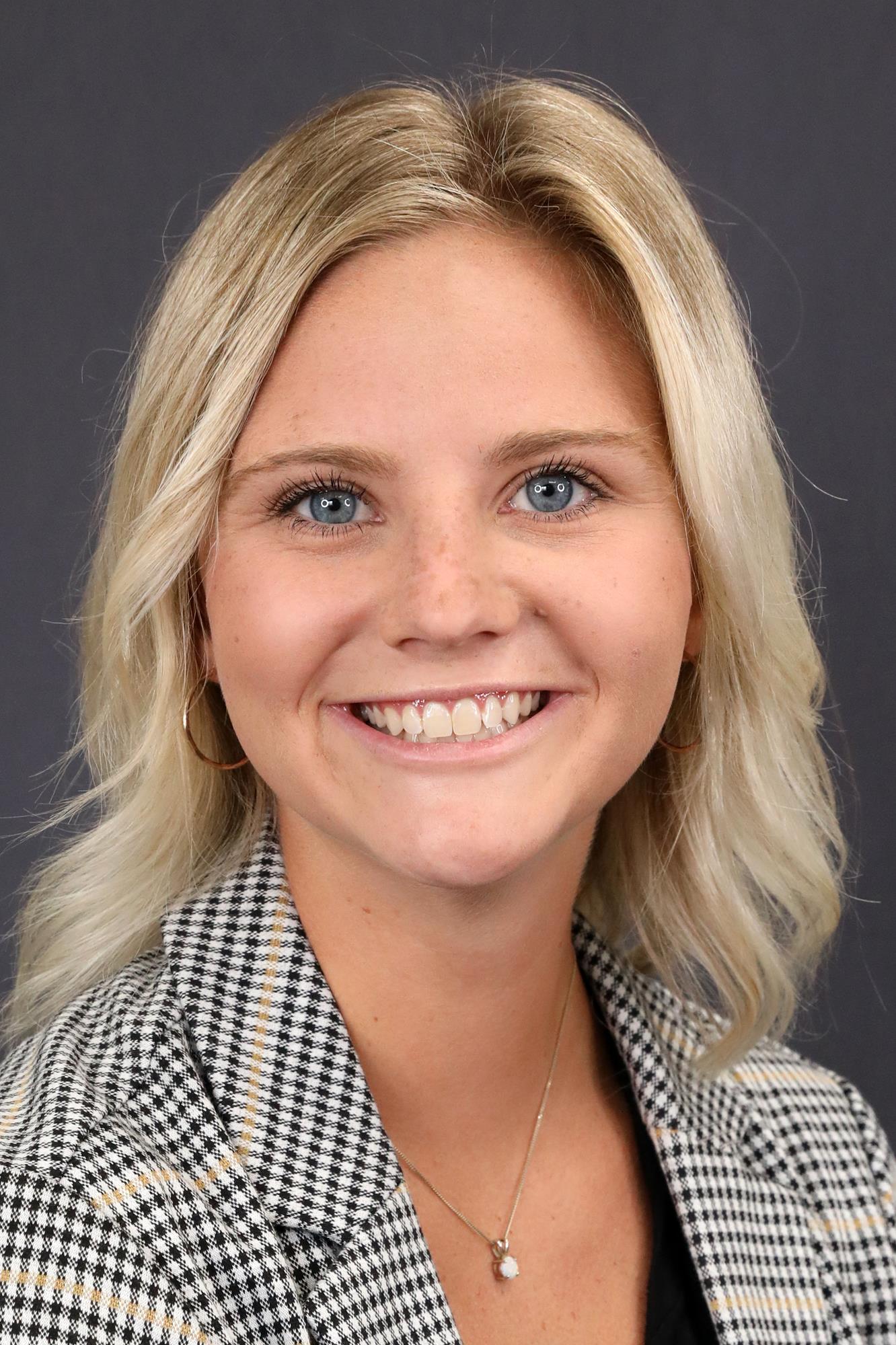 Peyton Johnston Headshot 7-6-22
