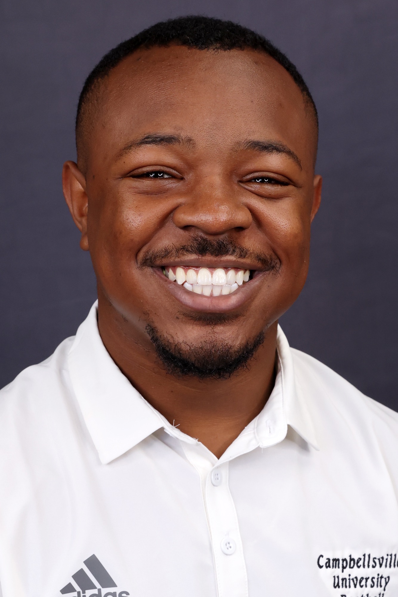 Dominique Lewis Headshot 7-31-23