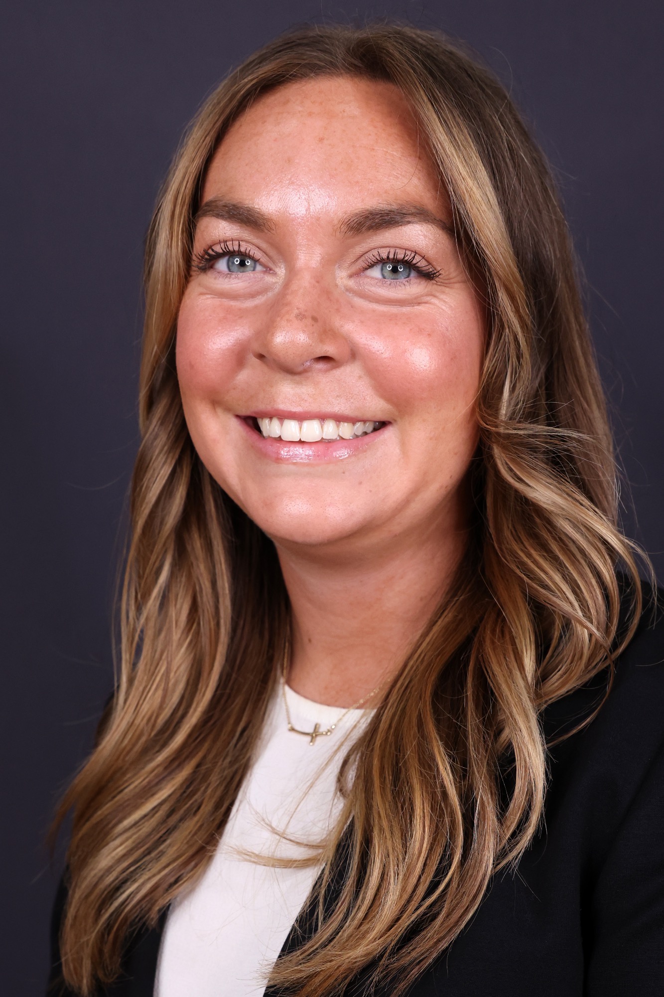 Tess Perdue Headshot 8-5-24