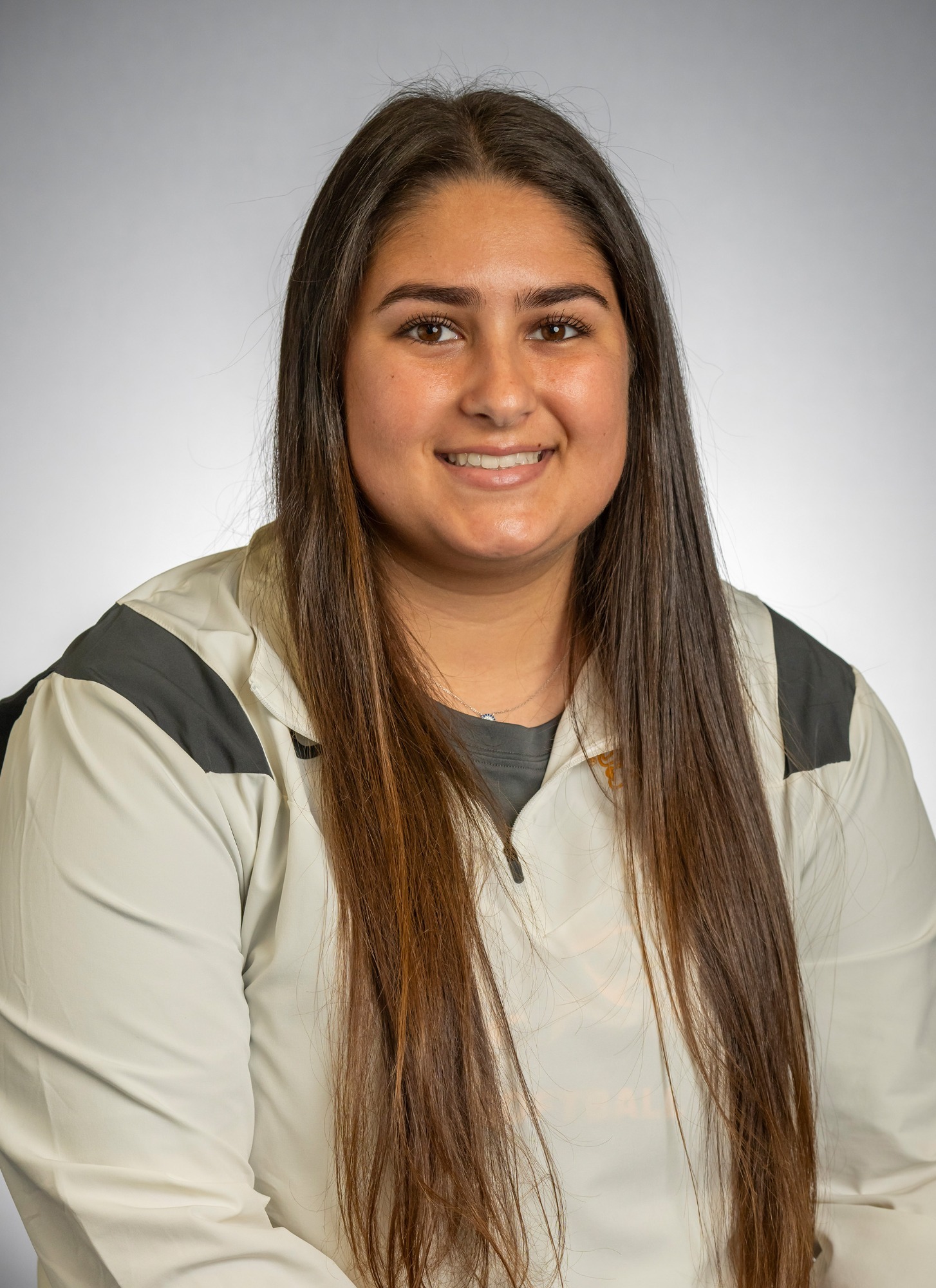 Mia Marinakis 2024 Headshot