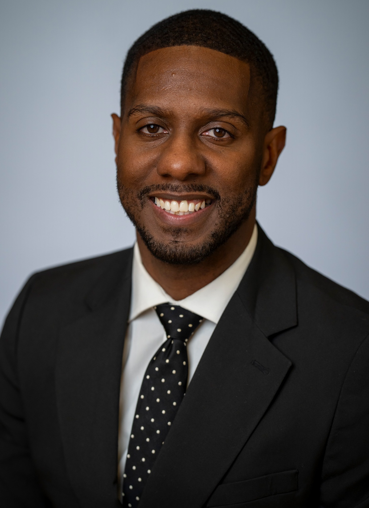 Stephen Walton Headshot