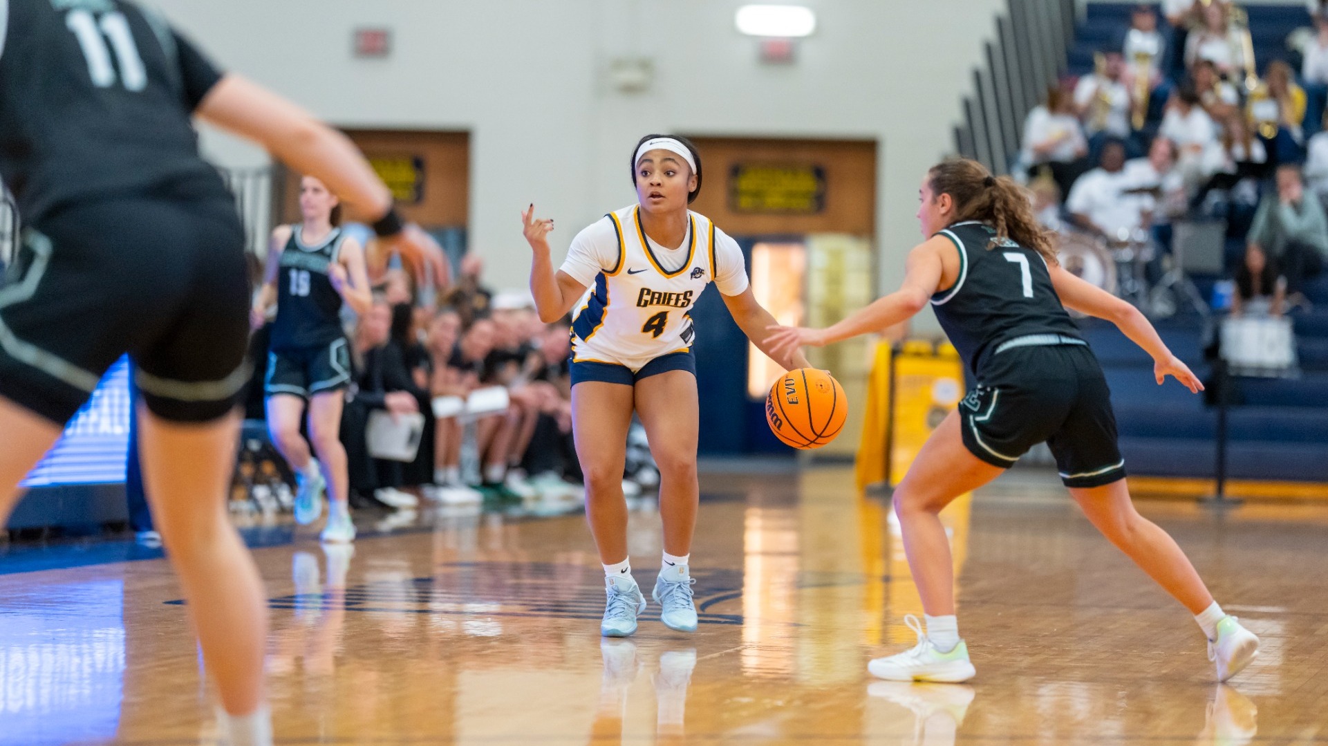 Corniya Clay holds ball vs Eastern Michigan inside the Koessler Athletic Center in Buffalo, N.Y.
