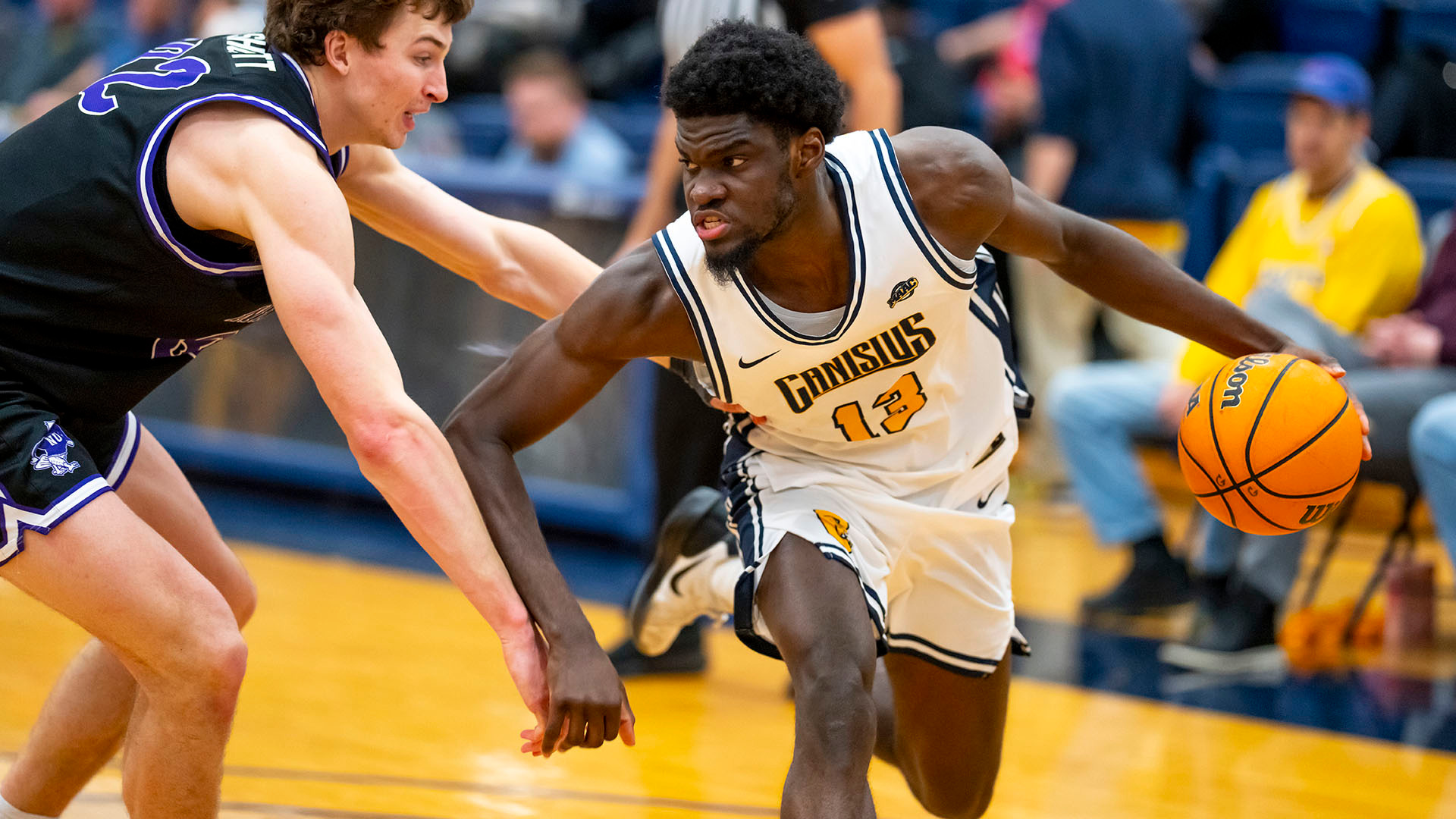Bryan Ndjonga drives to the basket in a home game against Niagara on Jan. 14, 2026.