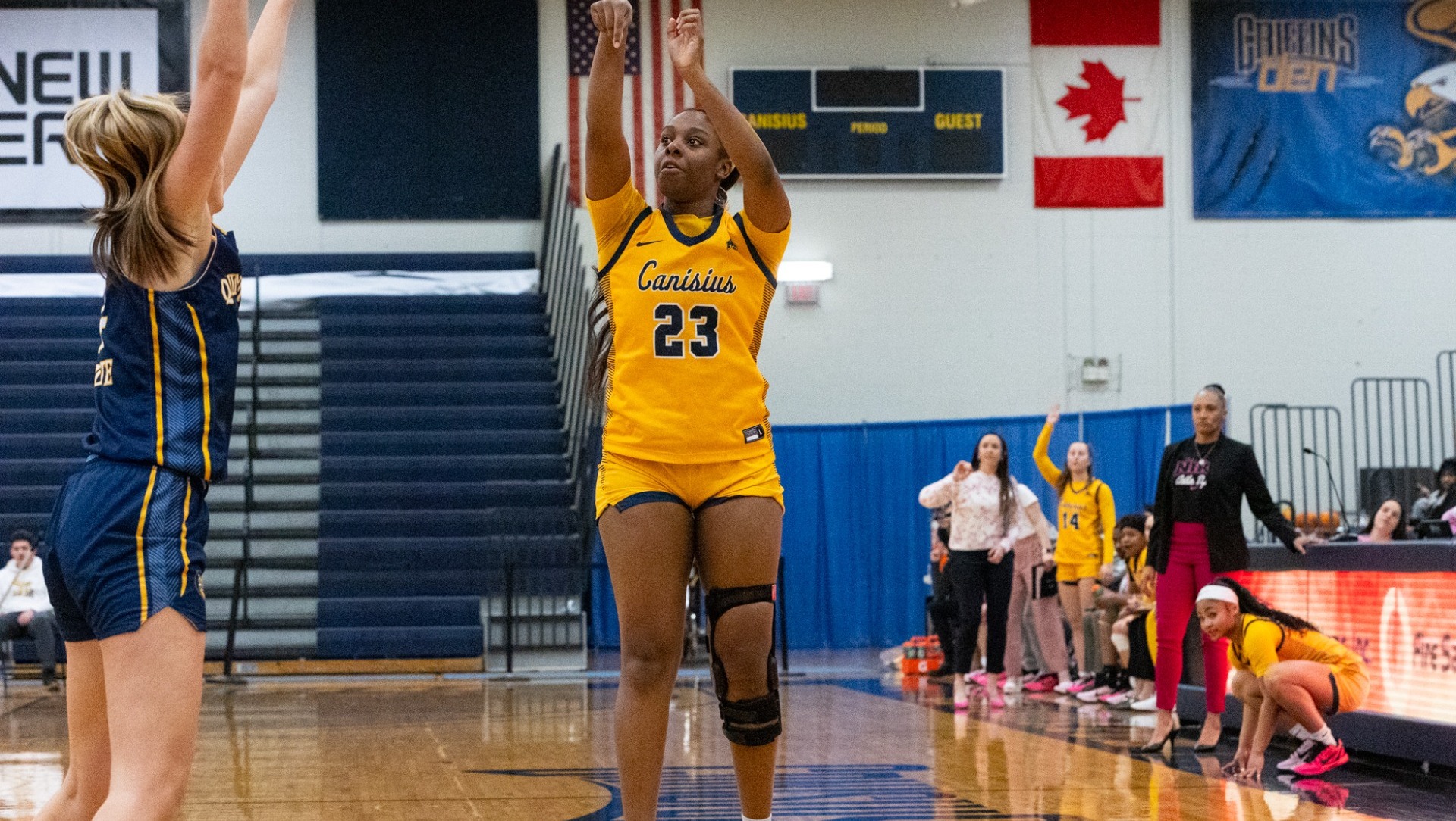 Kelsey Bess shoots ball versus Quinnipiac on Feb. 5 2026 inside the Koessler Athletic Center.