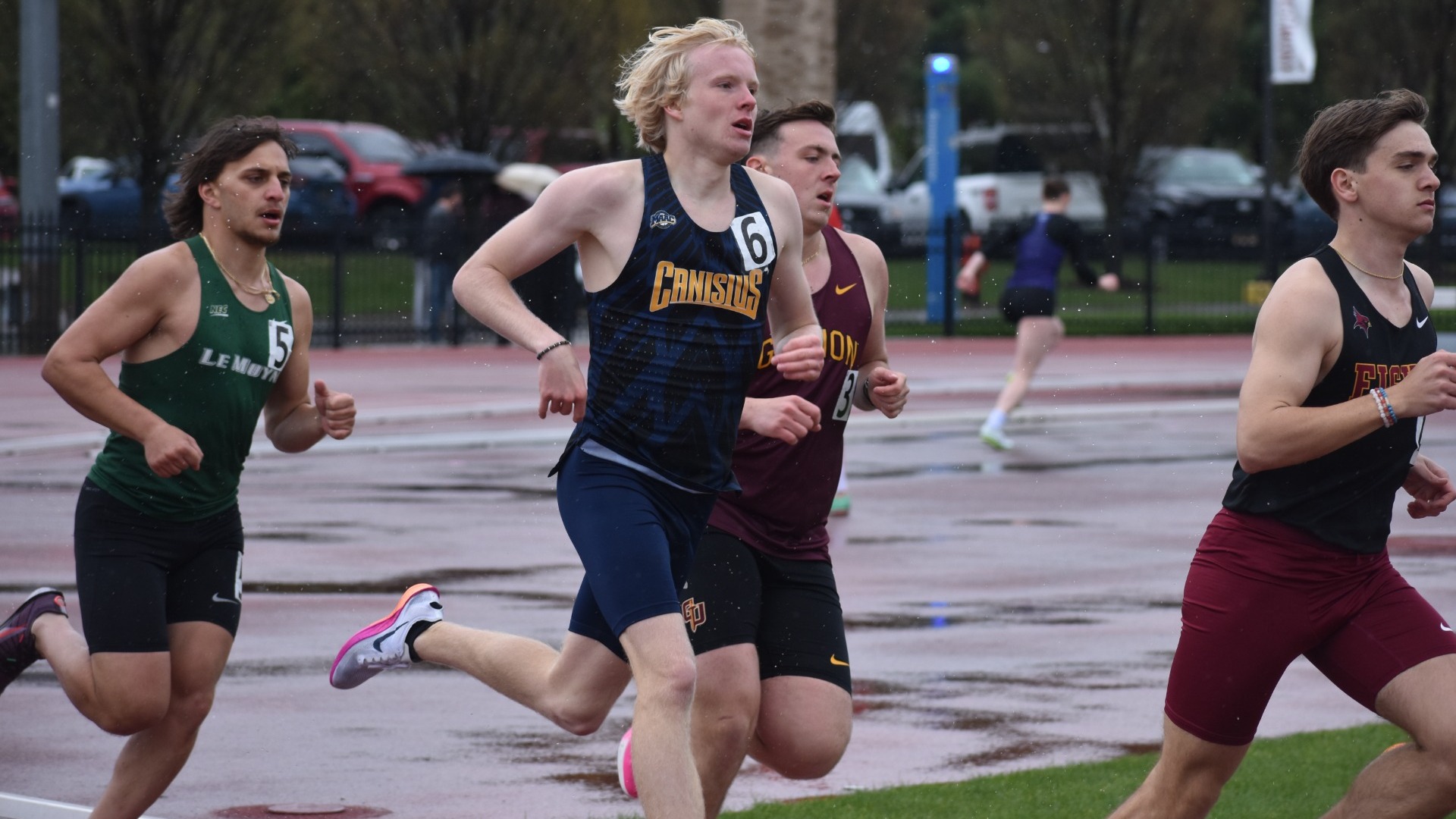 Jack Stanford runs in the Cardinal Classic - April 25, 2026