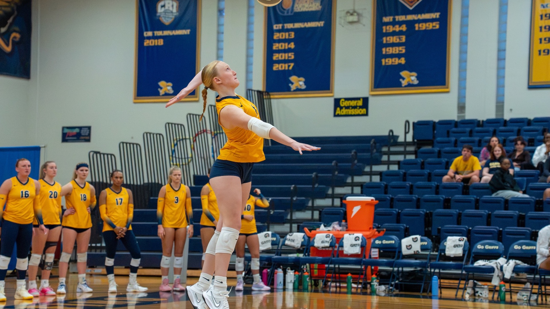 Anna Rich Serves for Canisius