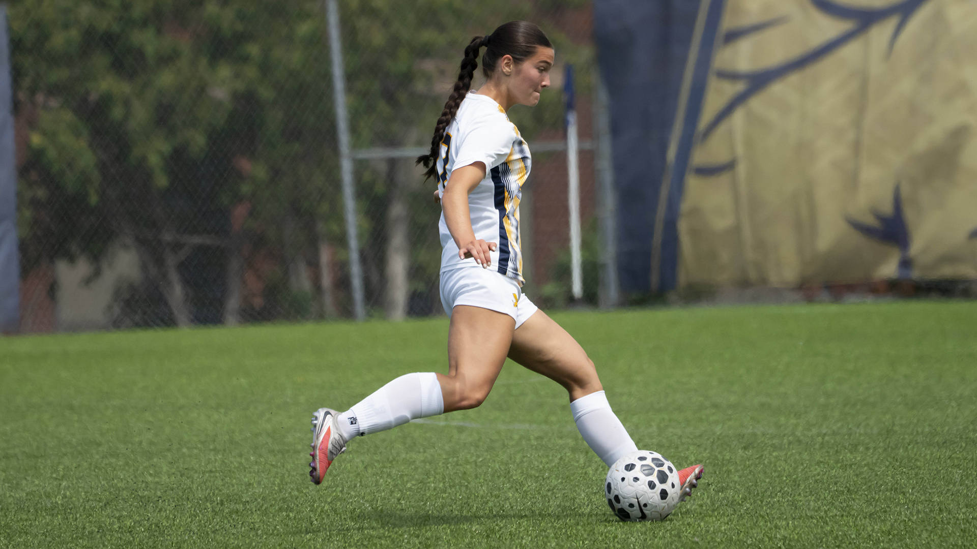 Canisius midfielder Emmersyn Roy kicks the ball during game action against Robert Morris at the Demske Sports Complex on Aug. 20, 2026