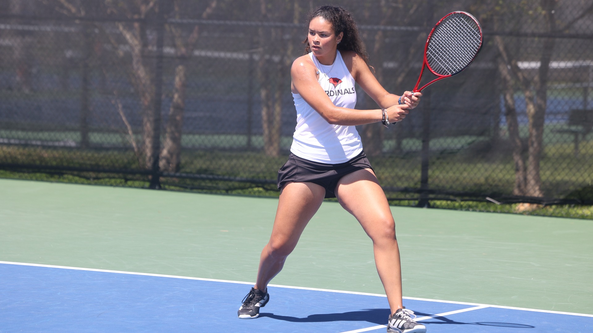 Estefania Gonzalez vs UNO