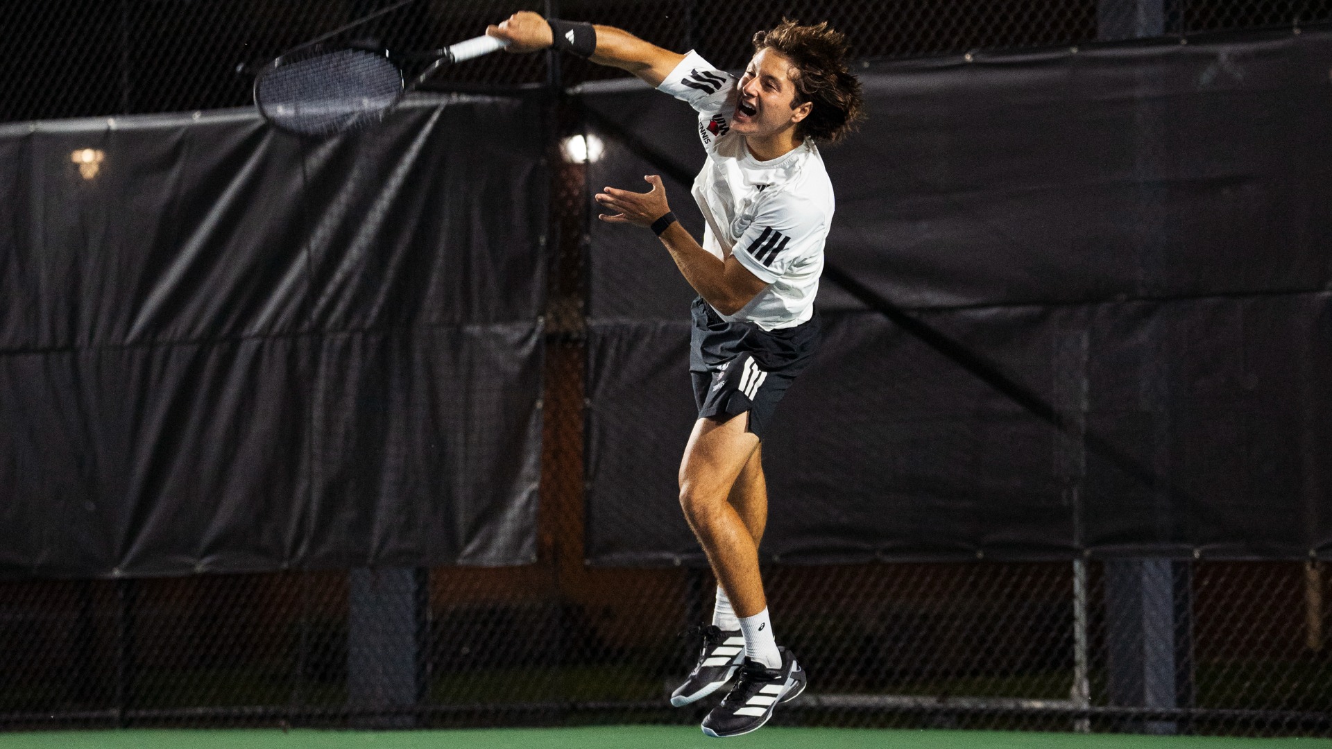 Miralles Serve
