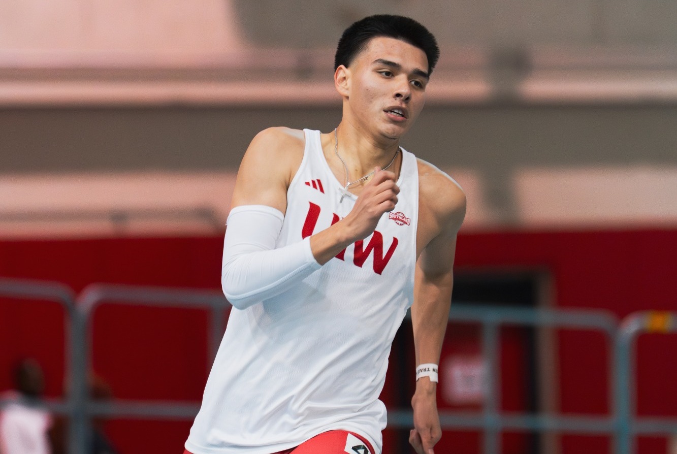 Men's Track Runner