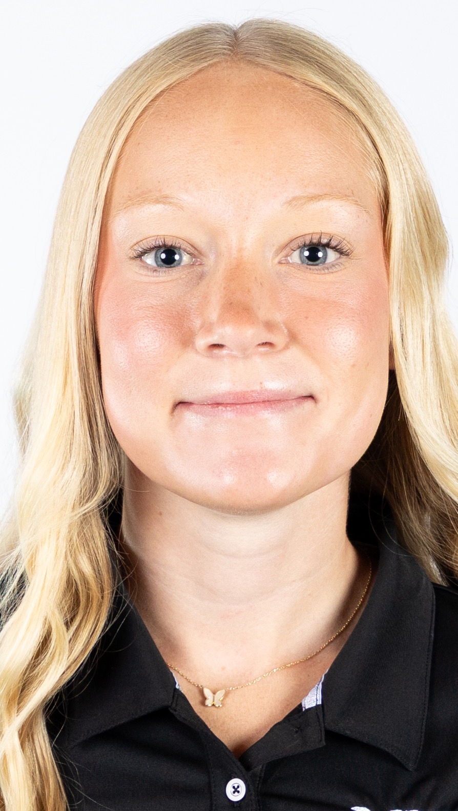 Trinity Roberts headshot