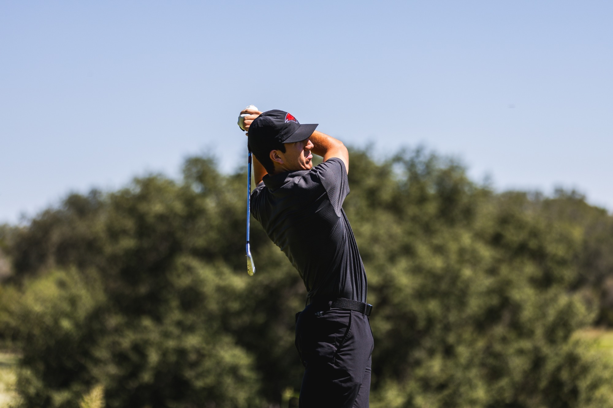 Cole Cantu tees off