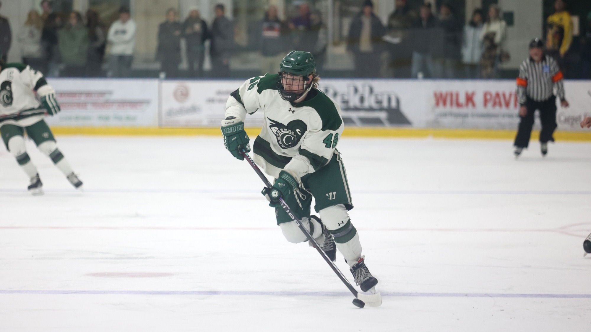Men's Hockey Clipped in Overtime at Babson Vermont State University