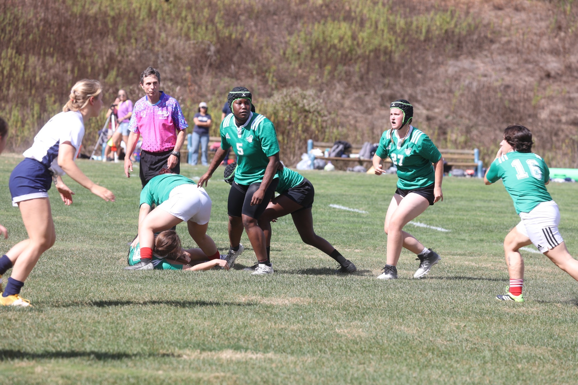 Nyempu Dolo leads the Spartans with 15 points. 