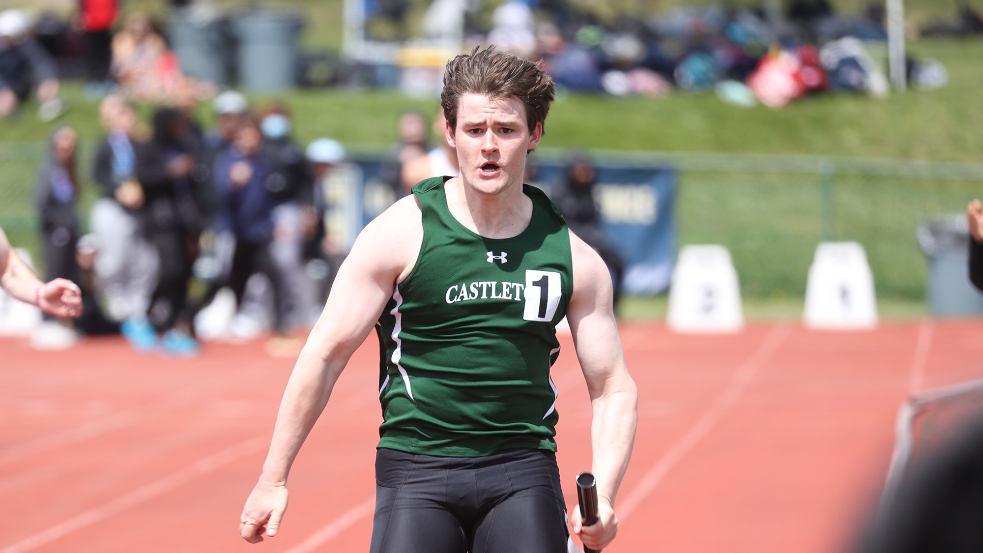 Zack Durr running in the 4x100m relay