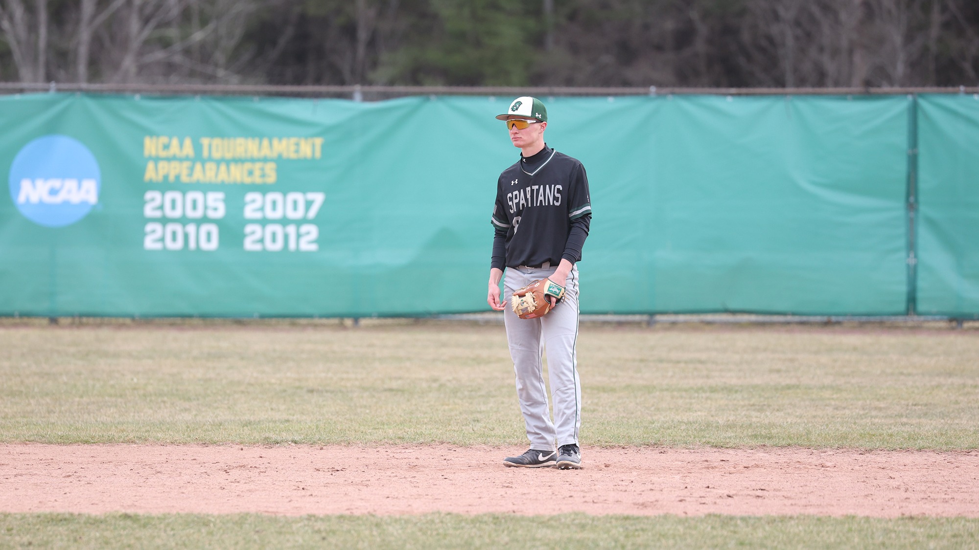 Tommie Shaw standing in the field waiting for a hit