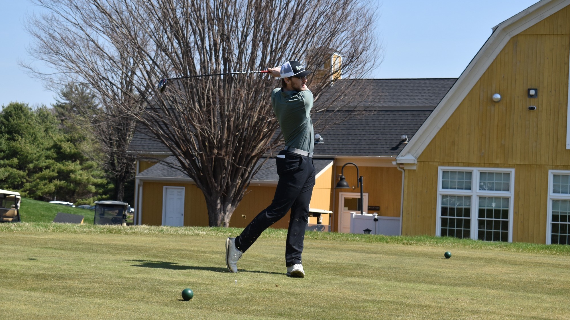 Dylan Roebuck tees off