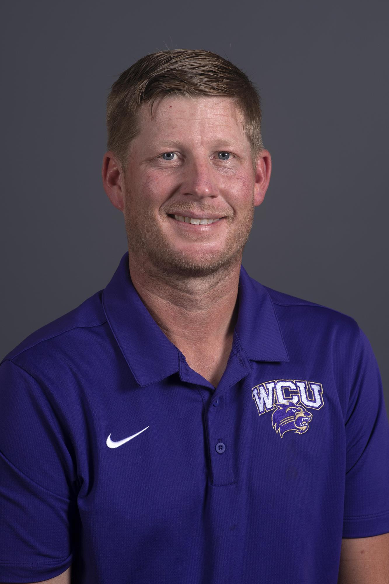 Tim Eckberg - Headshot - 2021-22