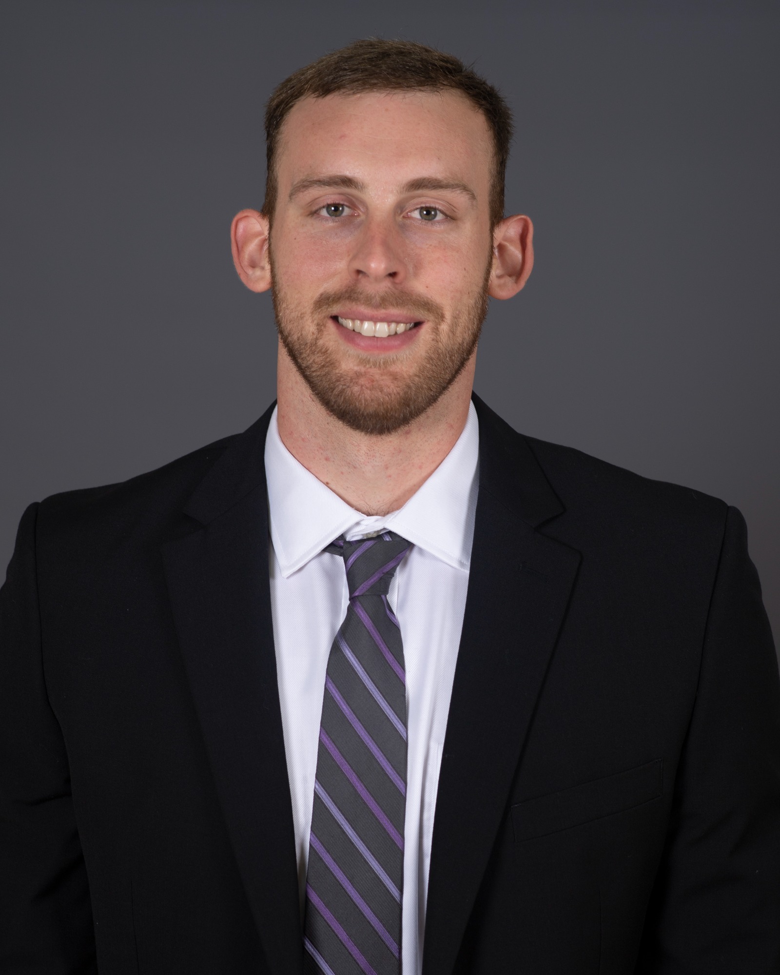 Austin Davis Headshot - Sports Performance