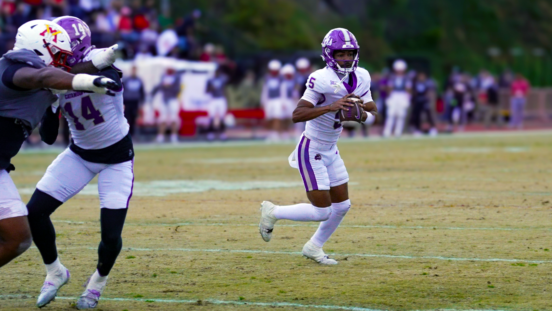 Taron Dickens - at VMI - FRONT