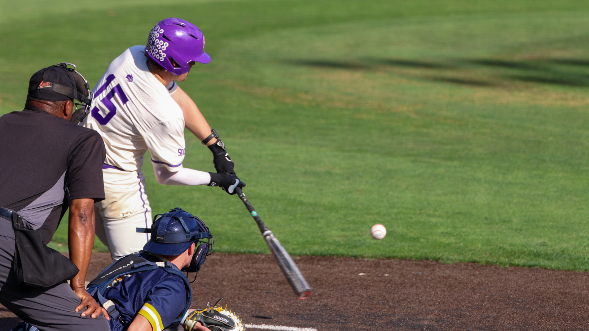Redshirt Sophomore Noah Quarless tallied a three-run homer in WCU's 4-1 win over UNCG on Friday at Childress Field at Hennon Stadium
