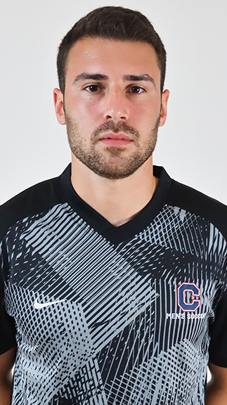 Alex Morais headshot