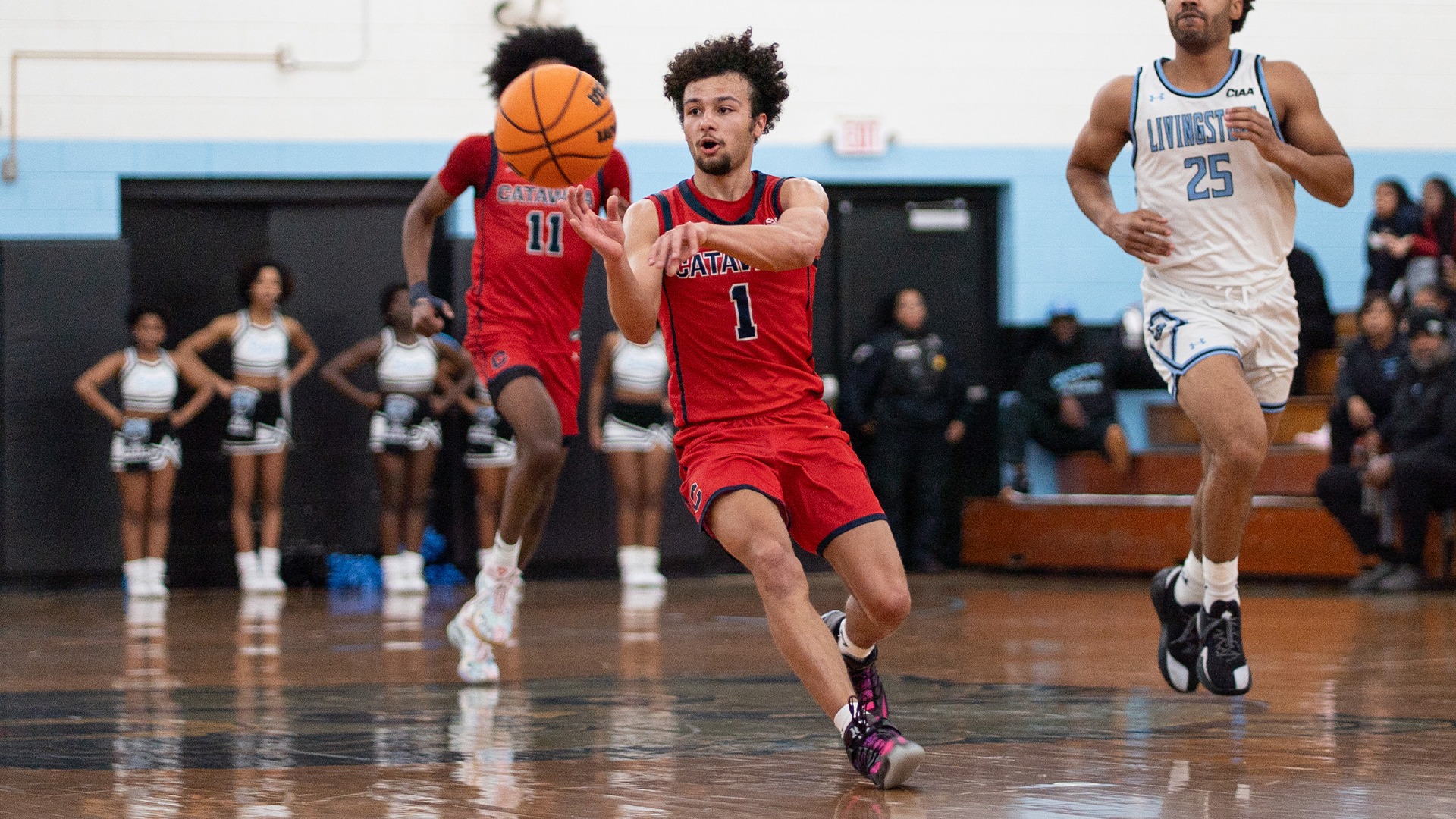 Carson Daniel finds a passing outlet against Livingstone